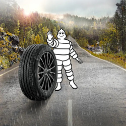 Excellentes performances de freinage sur sol mouillé, conçues pour durer